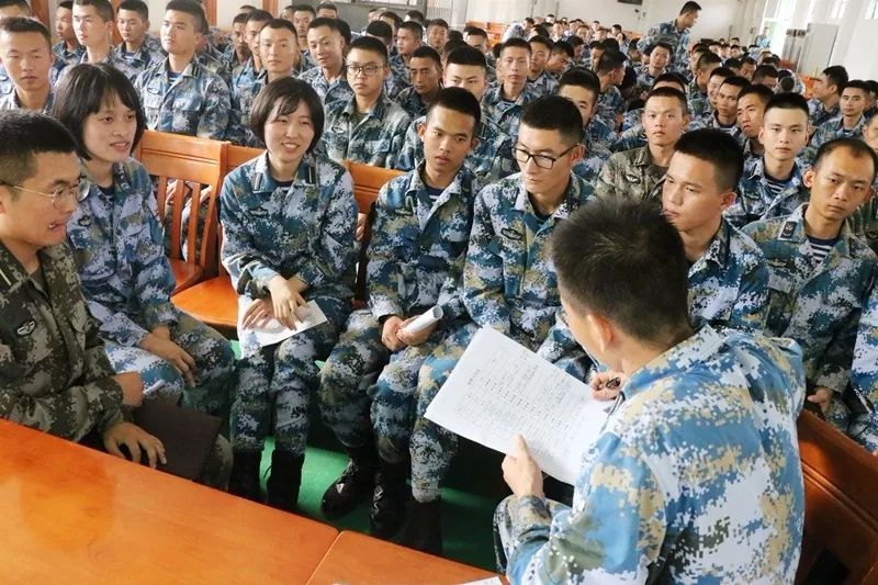 水兵什么条件能参加大阅兵,水兵怎么才能上舰