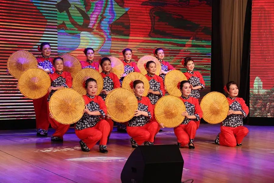 建军节双拥晚会,八一建军节活动照片高清