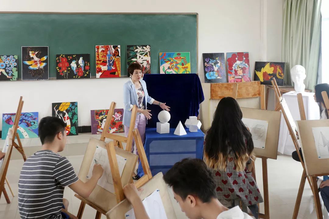 海南城市职业技术学院招生简章,2024海南职业技术学院招生简章