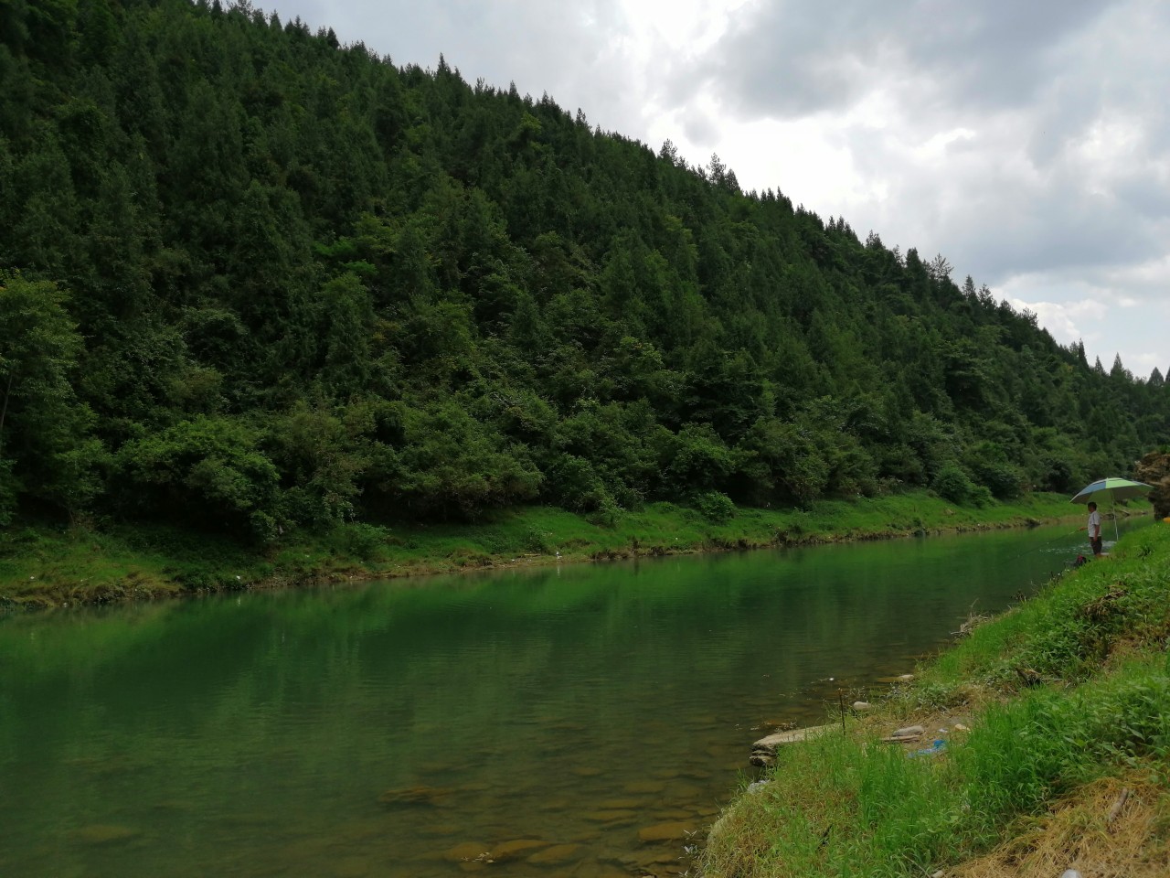 冷饭剩菜不为奇，百里奔袭只为快乐而渔
