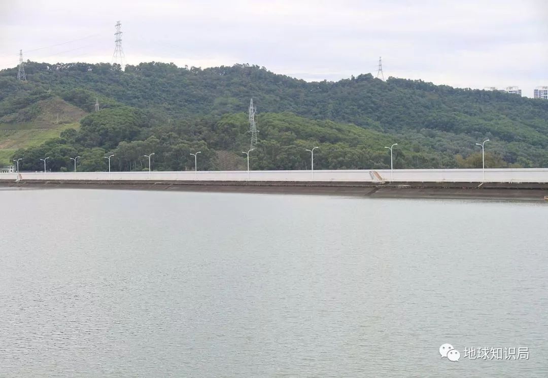 香港与内地关系,香港与内地联系紧密吗