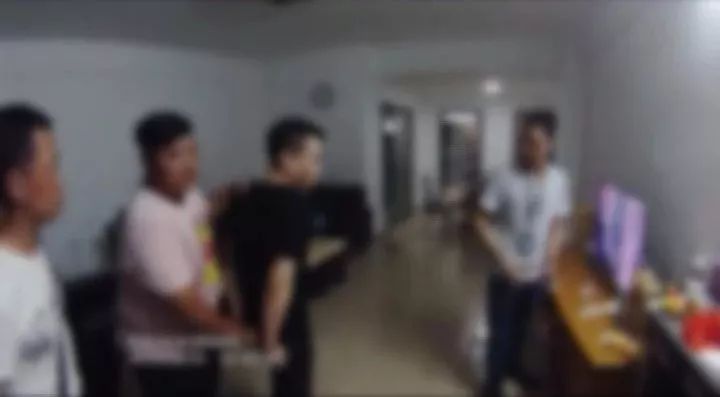 女子因刷单被骗50多万后续,今日说法之女子被骗100万