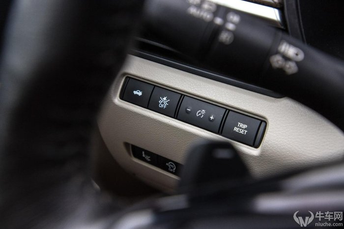 日产天籁舒适版适不适合跑专车,2021款东风日产天籁试驾视频