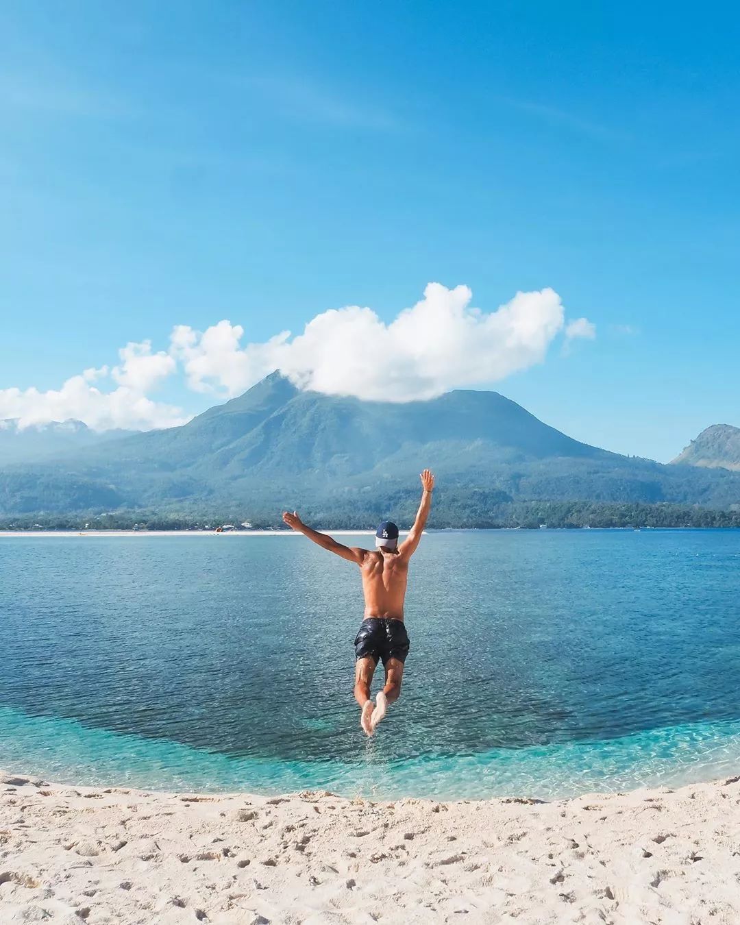 爱在旅途旅行,如果累了就放下一切去旅行吧