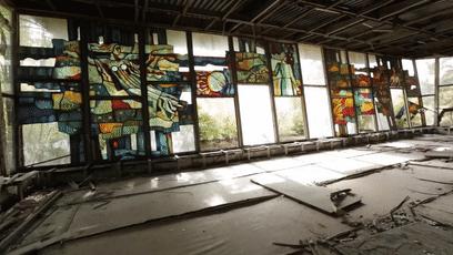 科学家用*污染核**禁区小麦酿出伏特加，喝了会变异么？