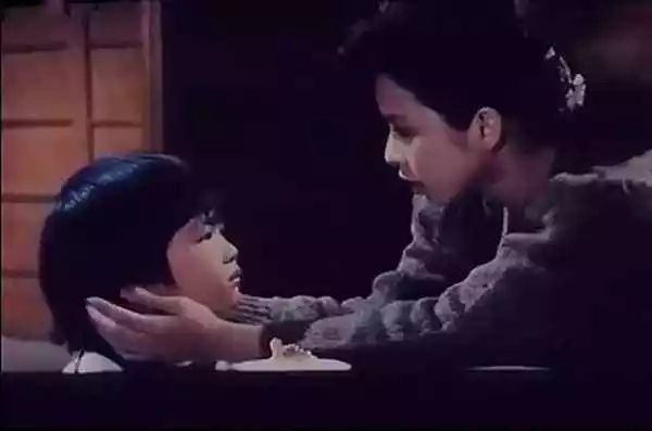 暴露你年纪的时候到了,暴露你的年龄的时候到了