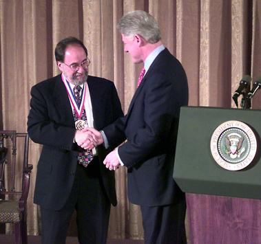 一位诺贝尔奖得主的艰辛旅程,诺奖得主讲述寿命