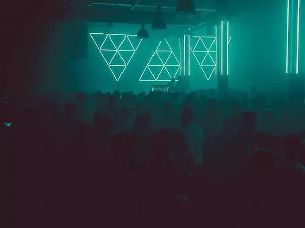 中国夜店是否支持中国DJ/制作人将决定什么？