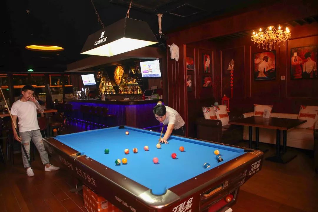 【居行】酒吧/轰趴/密室,陆家嘴隐藏的宝藏“后街”,约吗?