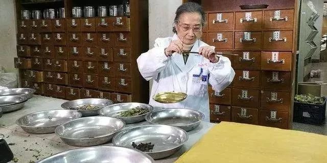 国医朱南孙秘诀,百岁国医朱南孙弟子