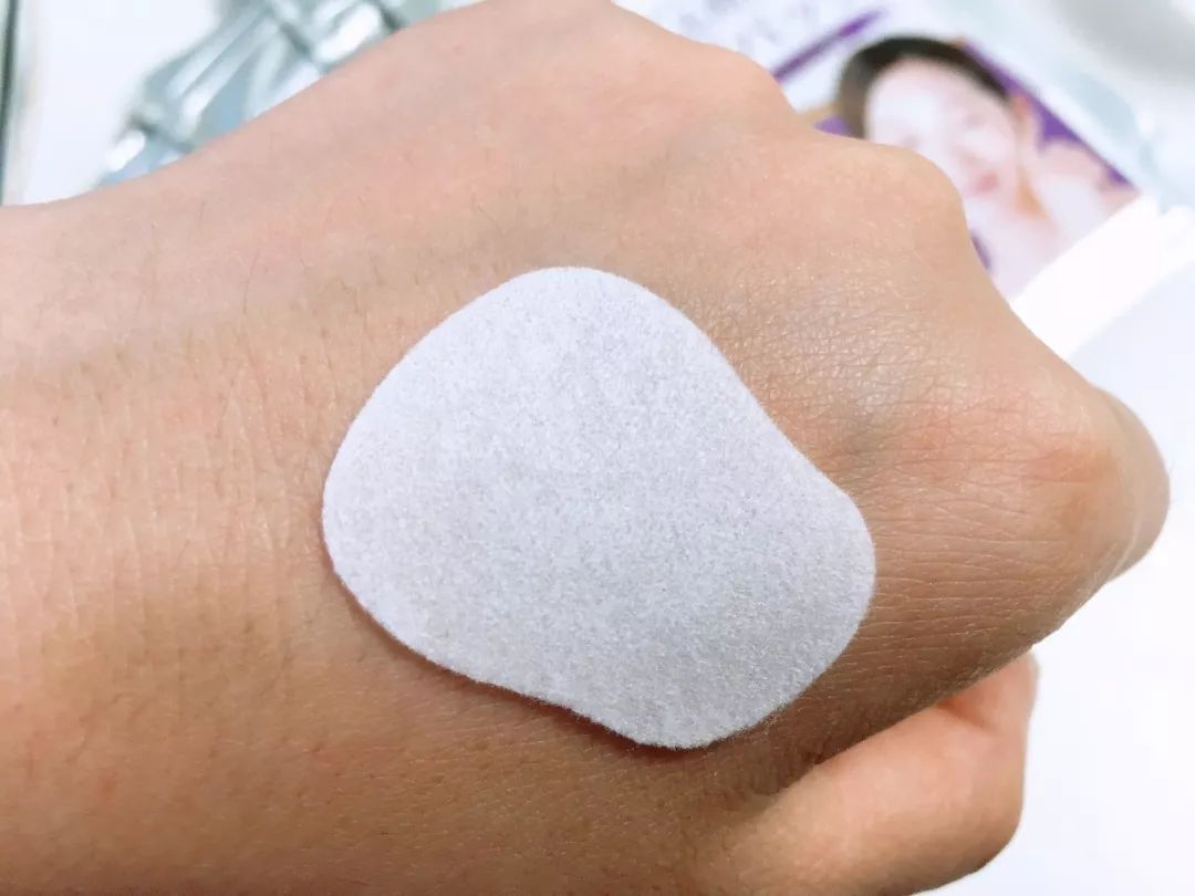 三十岁就有眉间纹法令纹怎么办,30岁法令纹眉心纹深