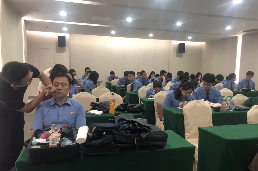 涓嶅繕鍒濆績蹇棯骞胯タ,鍌汉娉笅蹇棯姝屽敱绁栧浗