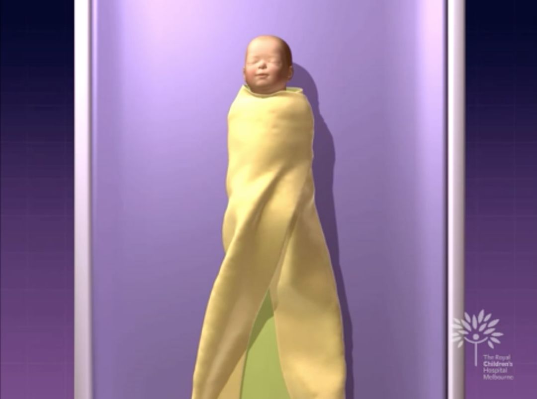 如何安全抱新生儿,宝宝裹襁褓睡会不会影响发育