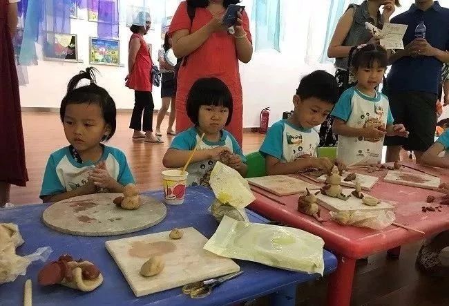 艺术家刘若望：艺术可以是一条有思想的“板凳”