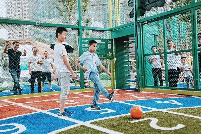 武汉杨春湖社区足球公园,杨春湖足球场