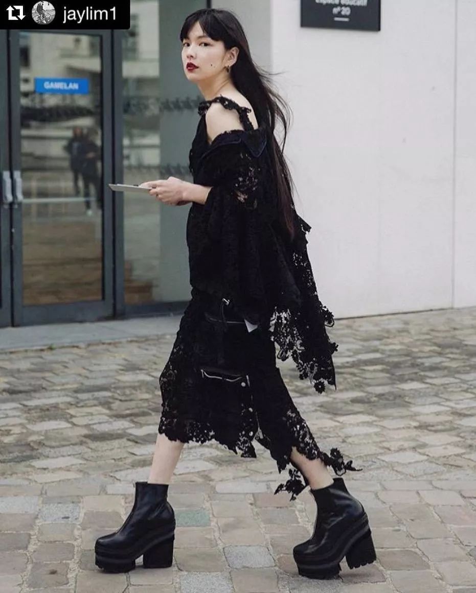 想和任何人都保持距离,想跟一个人保持距离