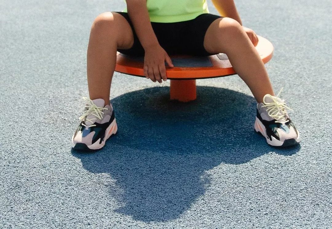 商场的负一楼是干啥的,商场负一楼属于地下室吗