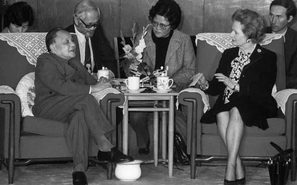 今天他115岁了，*小平邓**一生的40个瞬间