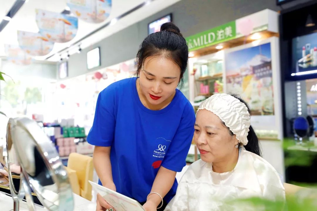 枝江环亚25年经营之道：坚信服务的价值