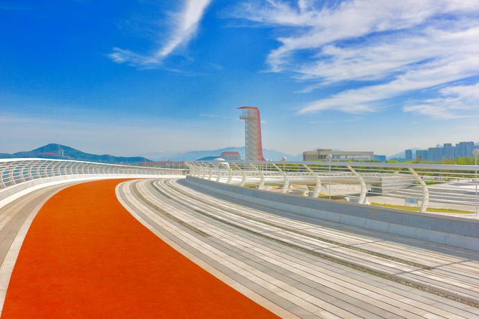 青岛蓝谷蛟龙号,蛟龙号模型运动会展示