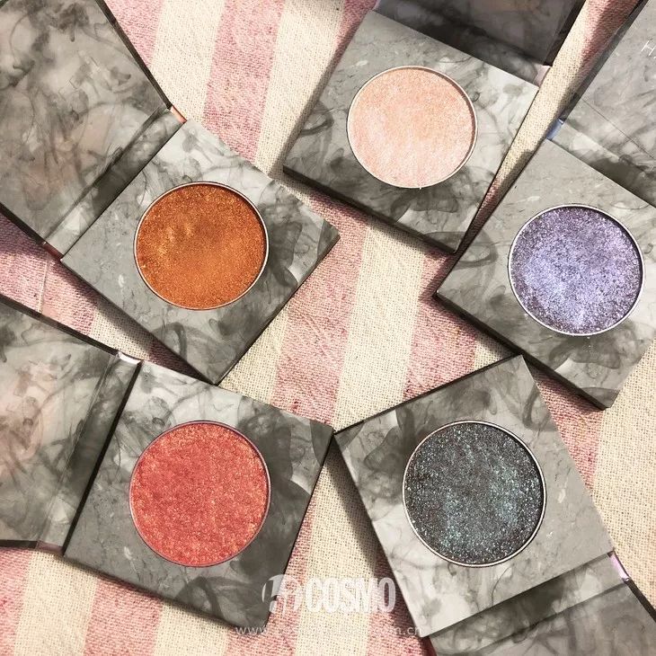 美人计|龙妈竟然用中国眼影化妆？等不及看外国代购来中国买买买了