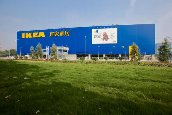 又一世界500强企业落户郑州记者带你探访“蓝盒子”