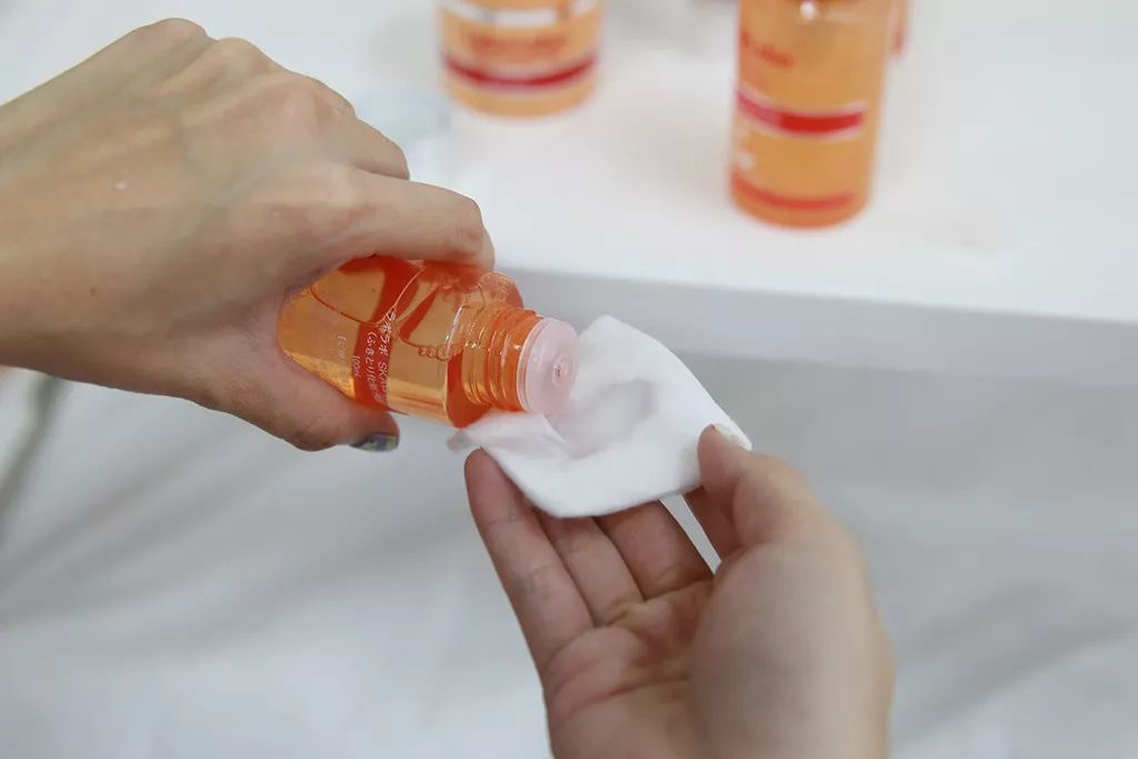 网红化妆水补水美白,网红化妆水测评