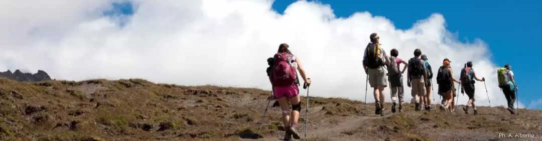 小屋到小屋的远足，走出心中世界