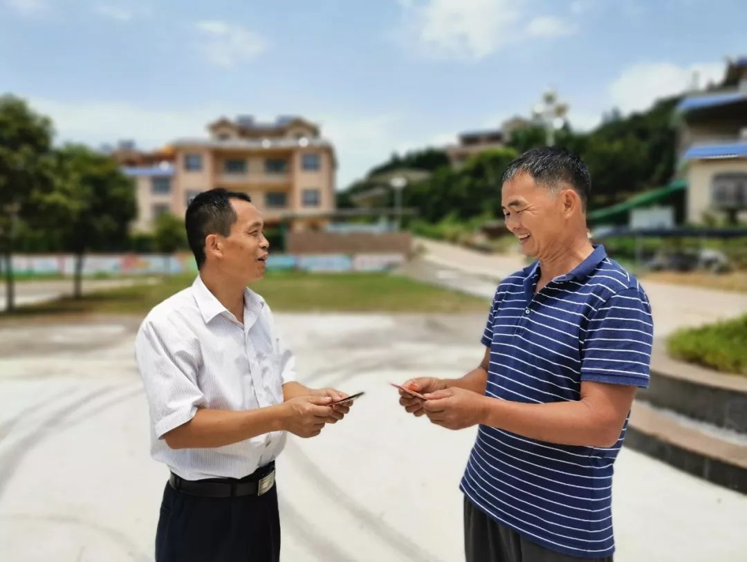 壮丽70年·广西农信丨初心是乡村振兴的“农信力量”！一张“老存折”见证一座村庄的蜕变