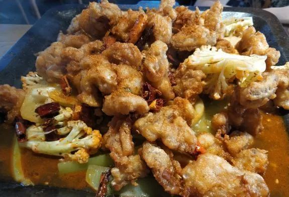 深藏在明发商业广场里的这些“罪恶”之源，大晚上的千万不要去！（上篇）