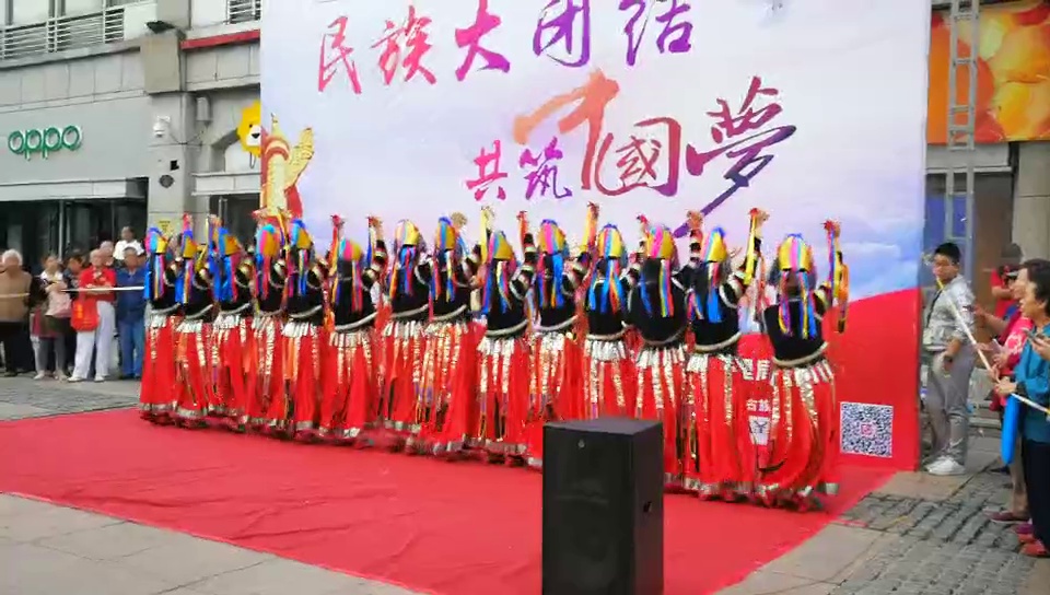 庆祝新中国成立70周年繁荣昌盛,庆祝新中国成立70周年新华网