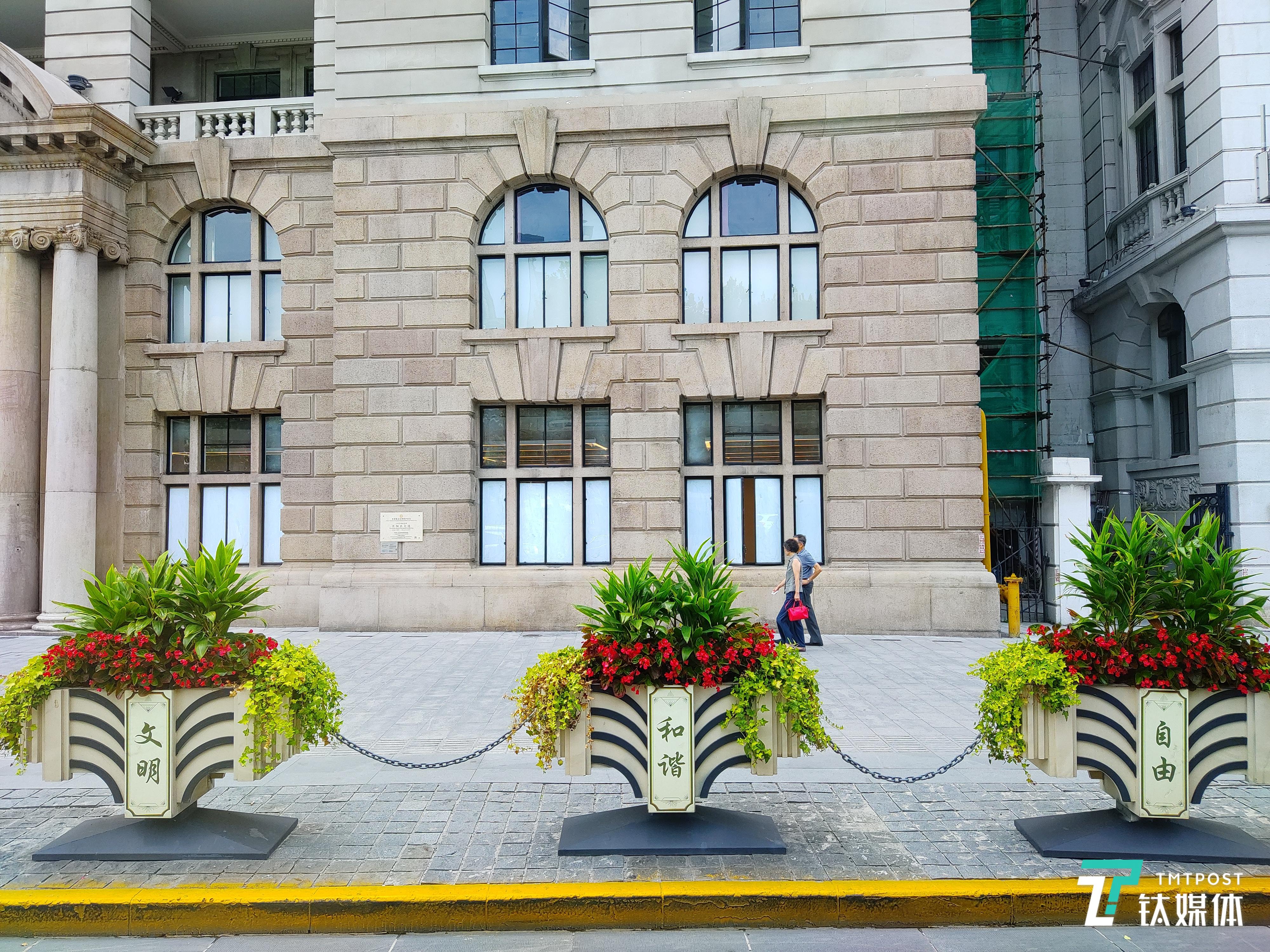 努比亚z20手机评测,努比亚z20和vivo双屏手机谁更好