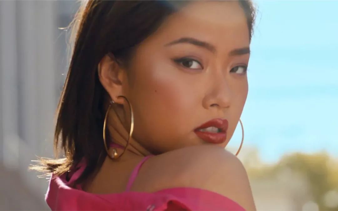 比白瓷肌更具高级感，“美黑”正在逐渐席卷亚洲了