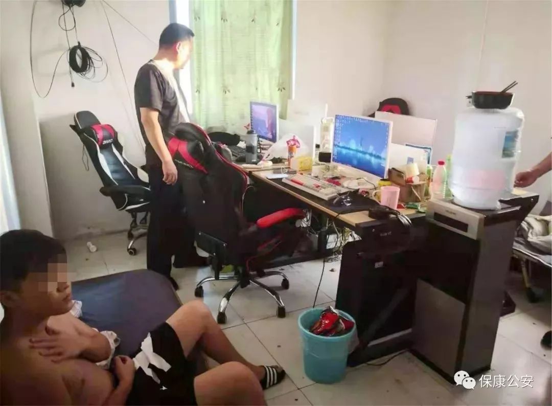 特大吃鸡外挂案,警方侦破特大吃鸡外挂