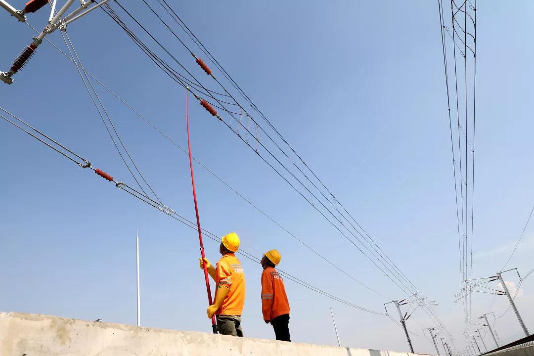 京张高铁2025年开通,京张高铁投运