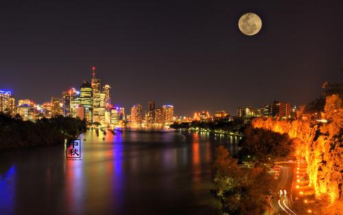 但愿人长久千里共婵娟是写中秋吗,但愿人长久千里共婵娟适合中秋吗