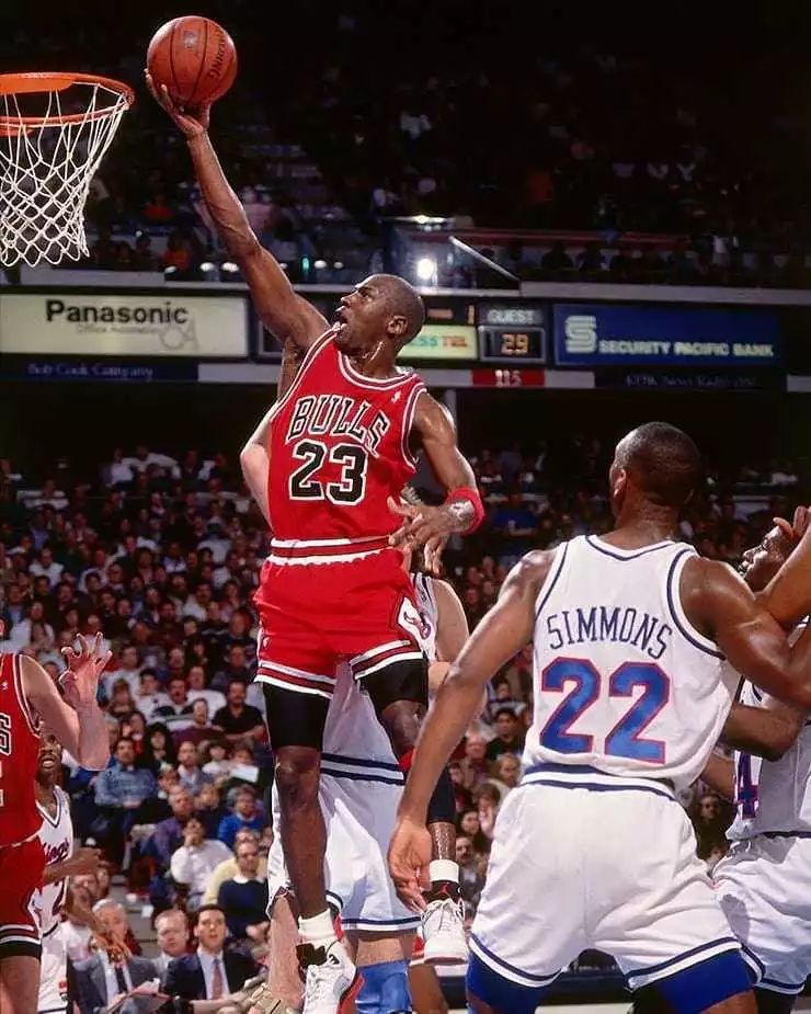 宿敌配色!乔丹就想让你跪下唱征服|有鞋