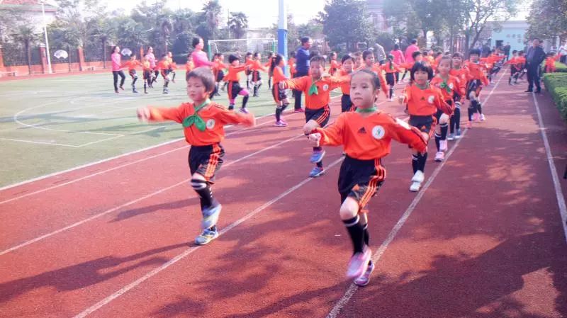 崇明这些学校学生不足200人，“小而优”项目却让他们生机勃勃！