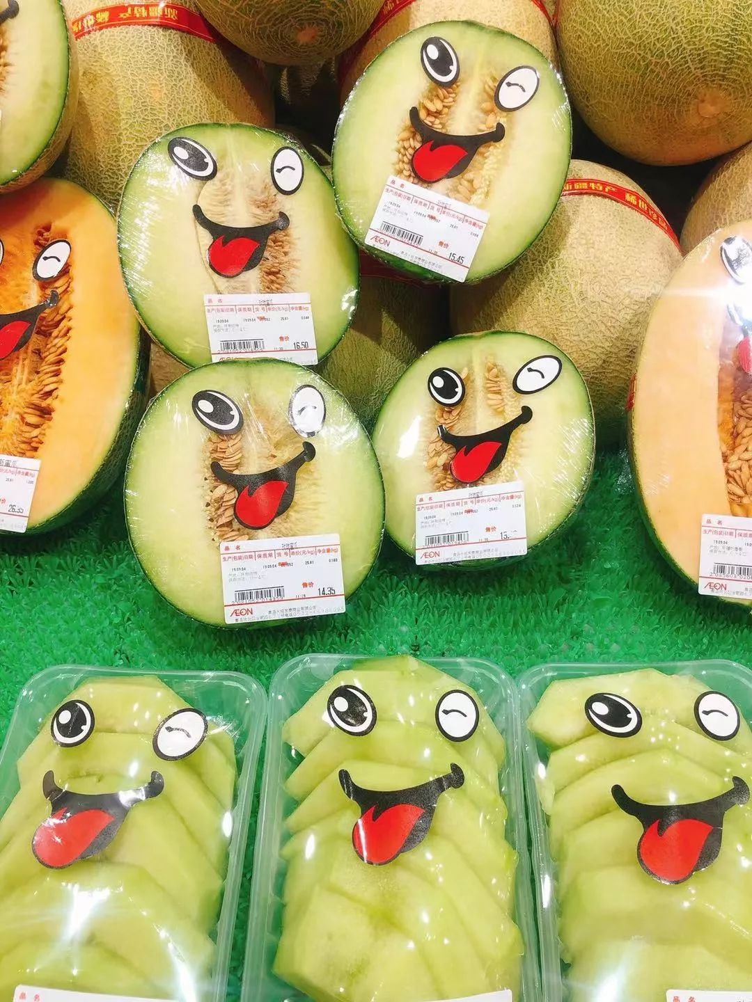 青岛超市卖的东西,中秋超市买东西的图片