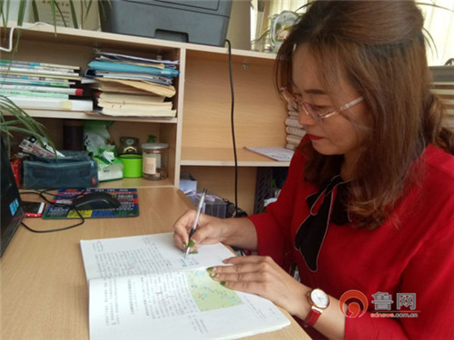 胶州这位班主任一干24年孩子亲切称呼她“况妈妈”