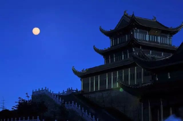 但愿人长久千里共婵娟跟中秋有关,但愿人长久千里共婵娟是写中秋吗