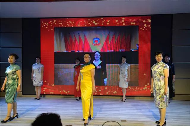 「直通校园」他们眼中的母校教师，怎一个“赞”字得了！——杏花岭小学