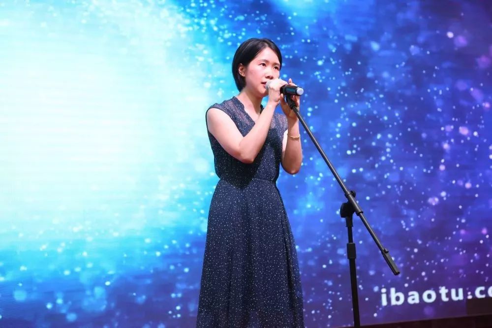 希望在复大，情浓意更浓