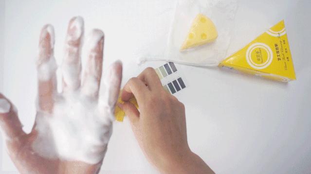 痘痘闭口里面有油脂,鼻子上的痘痘是青春痘还是粉刺