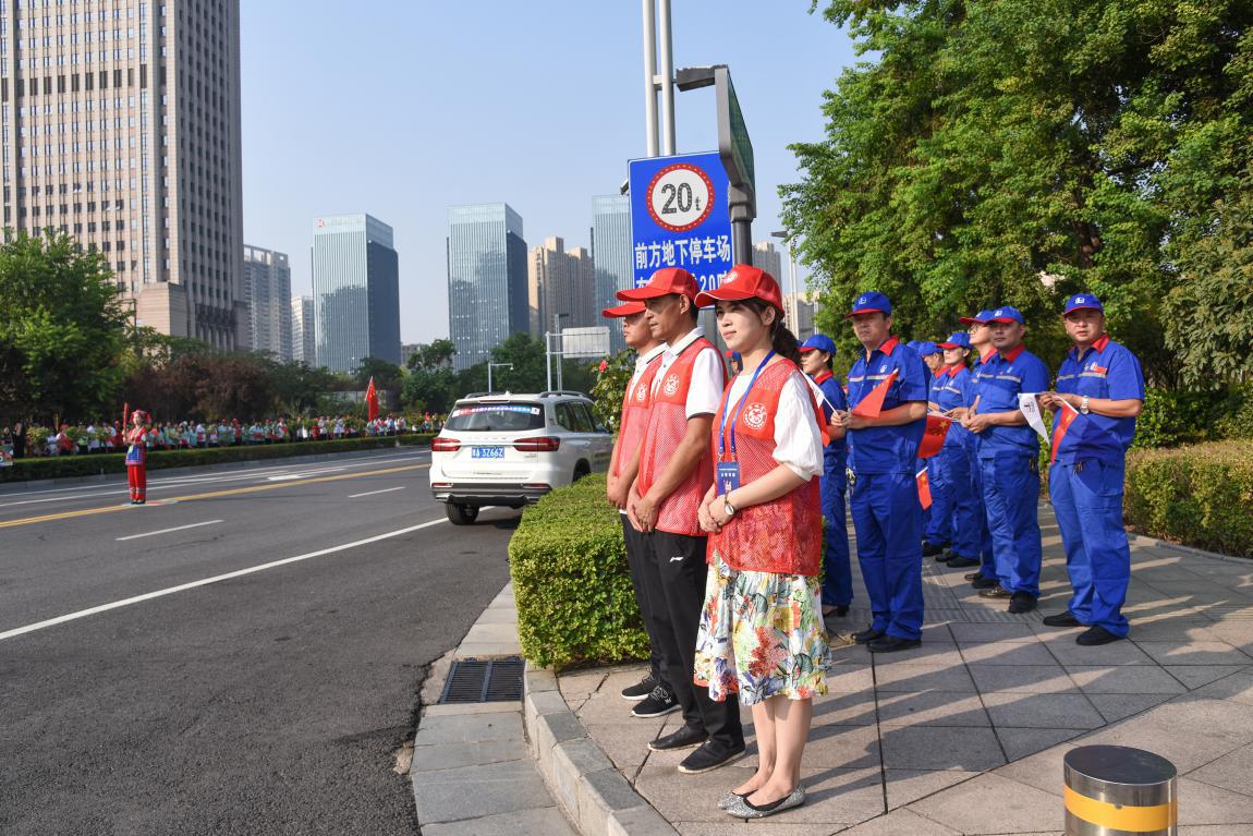 中国民族的感人故事,民族团结故事比赛中的感人故事