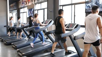 免费体验游泳健身馆,9.9洗浴汗蒸单人票