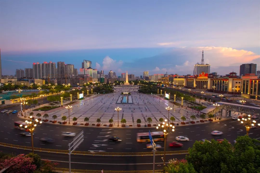 你好，我叫南昌！这是我的2019新名片