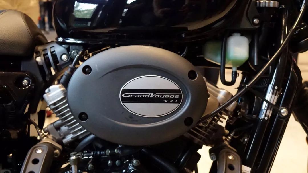 大韩轻骑gv300s经典版评测,高性价比二手巡航车报价