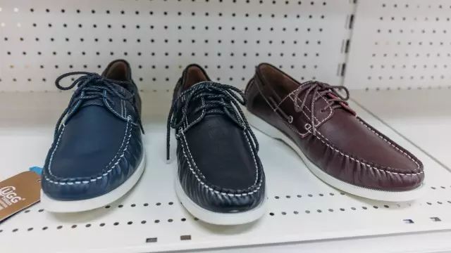 秋天必备的4款单品鞋,秋天穿的小白鞋