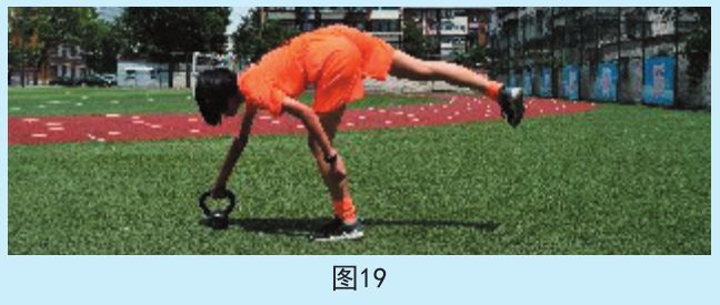 小学足球体能和力量训练方法,足球体能训练方法室内少儿